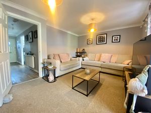 Lounge- click for photo gallery